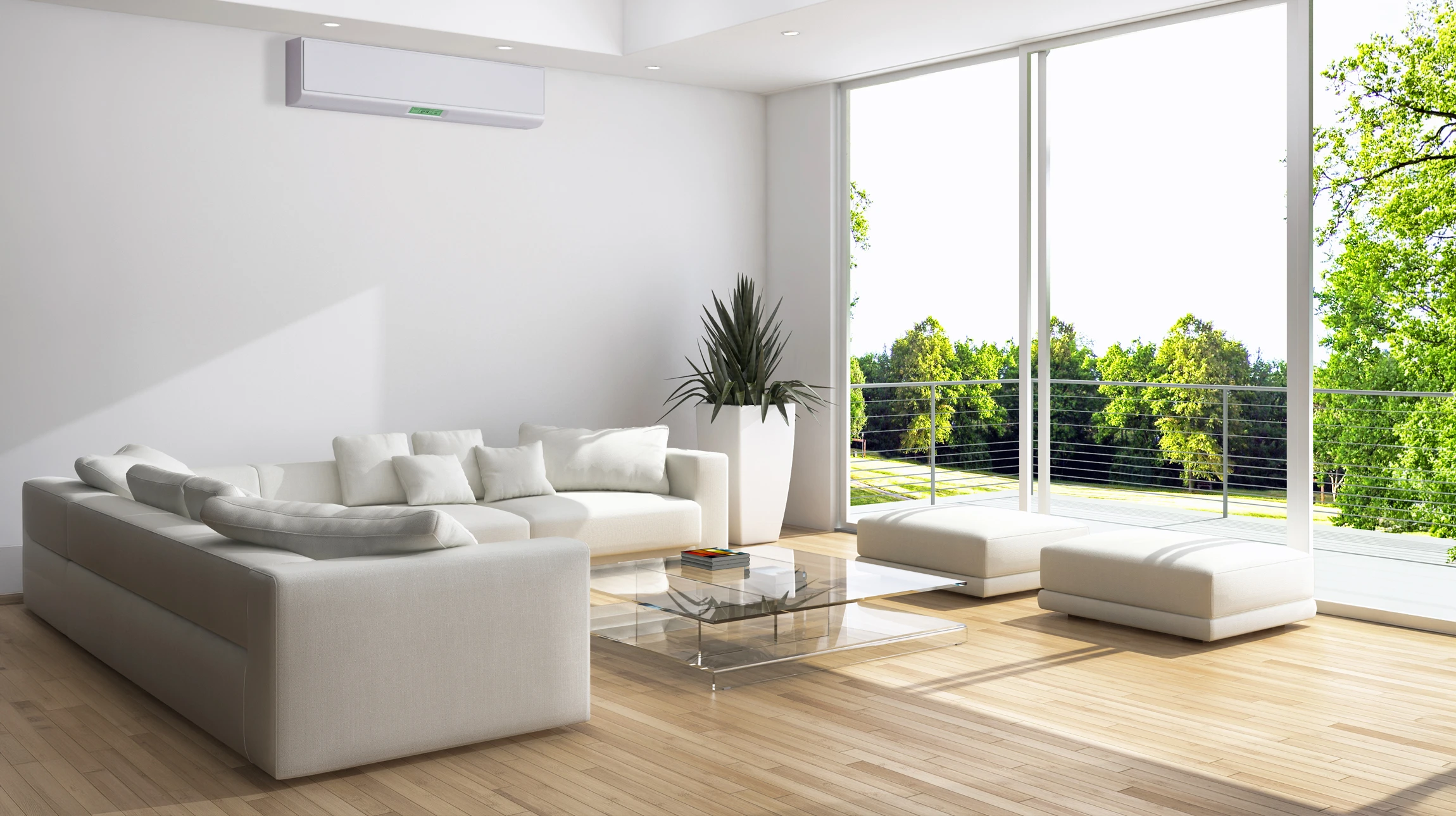 Ouvrier professionnel appliquant un enduit de lissage sur mur intérieur dans cuisine en rénovation
